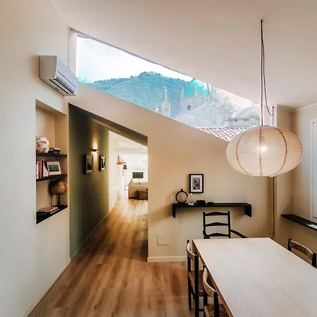 Dome's Attic 12 - The House Of Travelers Apartment
